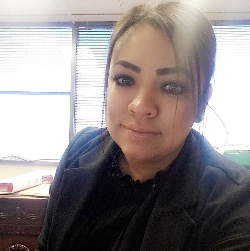 Meet your Posher, Monica